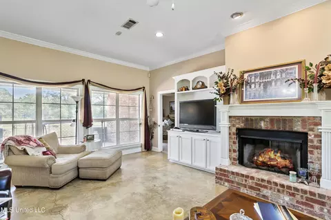 Living - 3148 Volley Campbell Rd, Terry, MS 39170 photo 4 of 4