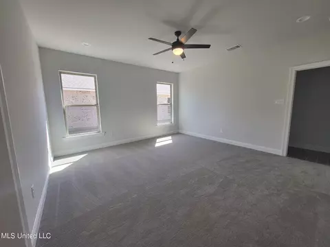 860 Leeward Dr, Biloxi, MS 39532 photo 5