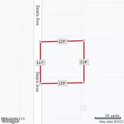 518 Sears Ave, Waveland, MS 39576