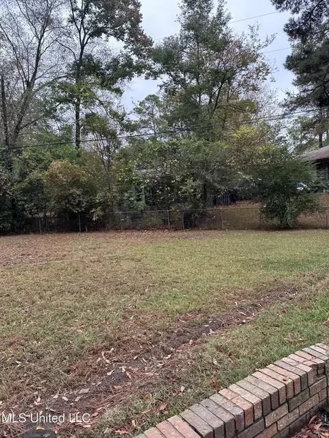 914 Lotus Ave, Jackson, MS 39204 photo 14