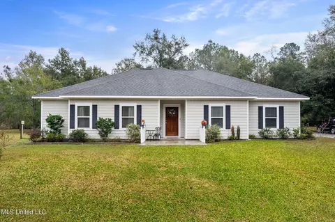 6186 Red Creek Rd, Long Beach, MS 39560
