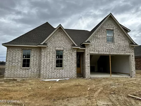 4866 Port Meridian Dr, Horn Lake, MS 38637