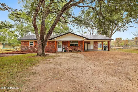423 Gill Rd, Brandon, MS 39042