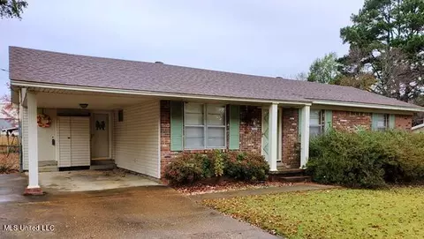 111 Gardenview, Senatobia, MS 38668