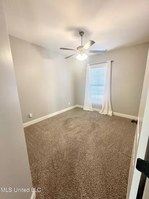 4420 E Robinson Loop, Olive Branch, MS 38654 photo 23
