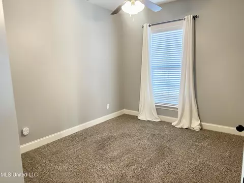 4420 E Robinson Loop, Olive Branch, MS 38654 photo 18