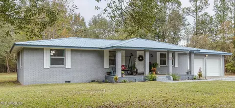 12368 School Rd, Saucier, MS 39574