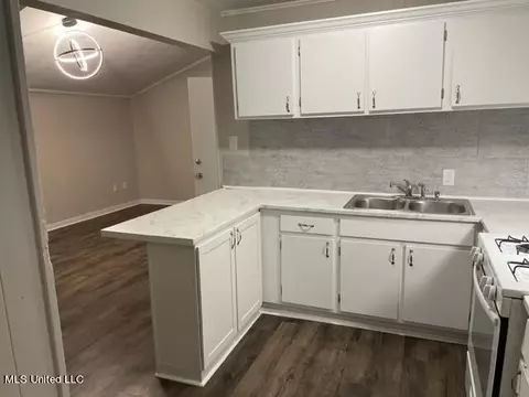 2510 Queensroad Ave, Jackson, MS 39213 photo 8