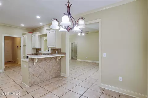 609 Oakview Way, Byram, MS 39272 photo 12