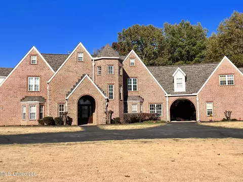 1448 Whitetail Dr, Hernando, MS 38632