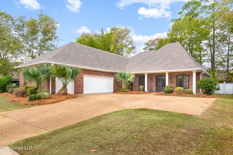223 Lighthouse Ln, Brandon, MS 39047 photo 2