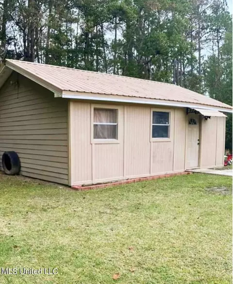 3905 Fairhaven Dr, Moss Point, MS 39562 photo 5