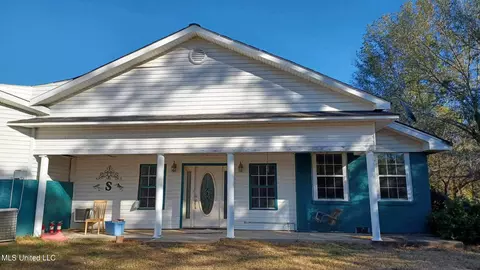 307 Coursey St, Raleigh, MS 39153