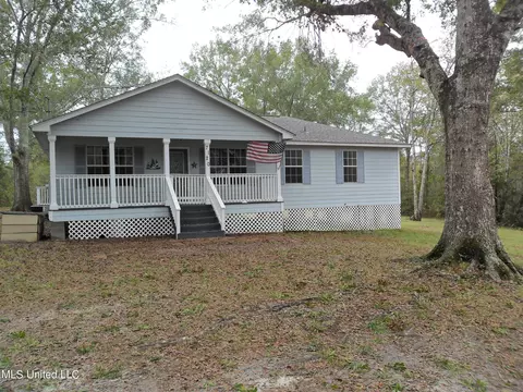7120 Lake Dr, Perkinston, MS 39573 photo 1