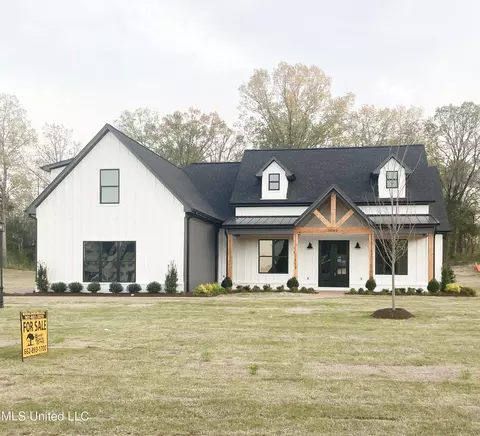 5043 Camp Crossing Xing, Hernando, MS 38632