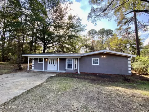 4554 Kirkley Cir, Jackson, MS 39206 photo 1