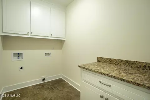 937 Riverside Ln, Pearl, MS 39208 photo 9