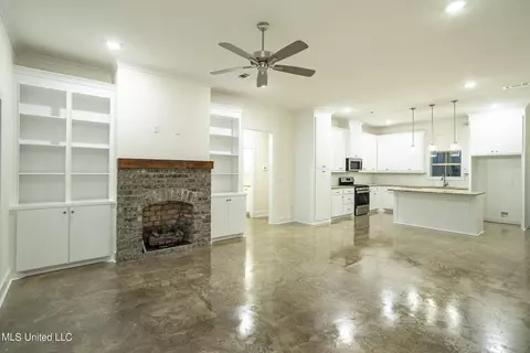 937 Riverside Ln, Pearl, MS 39208 photo 3