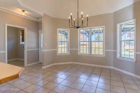 7944 Stateline Rd, Olive Branch, MS 38654 photo 13