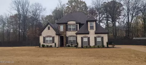 99 Castle Pines Cv, Byhalia, MS 38611