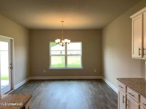 8007 Crawford Dr, Long Beach, MS 39560 photo 9