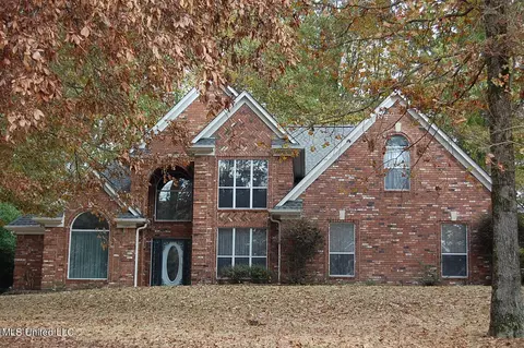 1230 Dogwood Hollow Dr, Nesbit, MS 38651