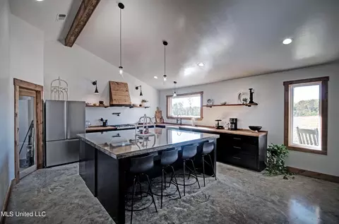 Kitchen - 26 Marlee Savell Dr, Forest, MS 39074 photo 4 of 5