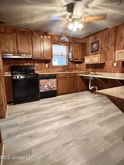 1376 Monterey Rd, Florence, MS 39073 photo 10