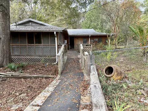 1376 Monterey Rd, Florence, MS 39073 photo 4