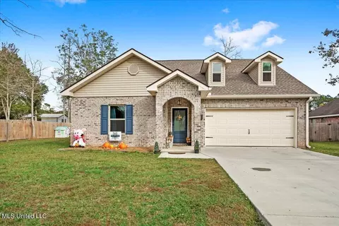 5713 Alkii Way, Diamondhead, MS 39525