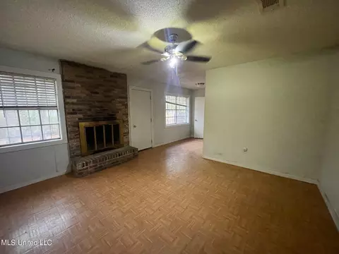 314 Post Oak Rd, Jackson, MS 39206 photo 4