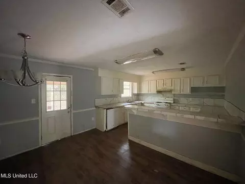 3531 Rainey Rd, Jackson, MS 39212 photo 3