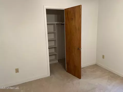 448 Cambridge Ln, Jackson, MS 39212 photo 11