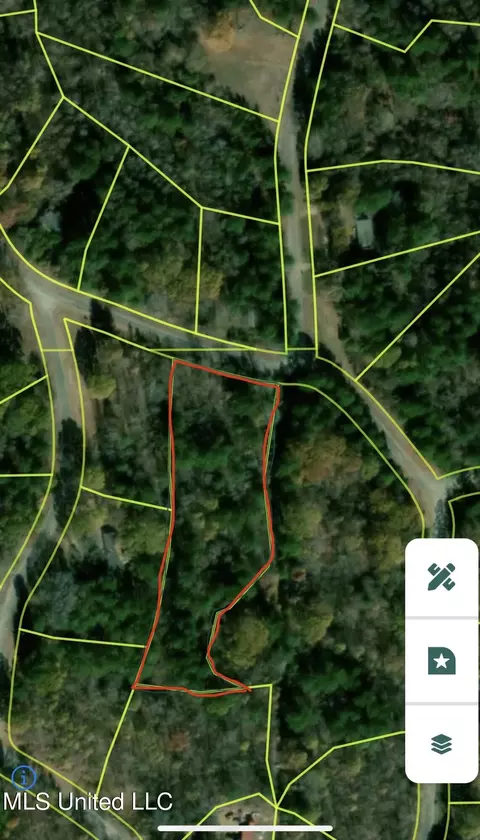 Honeysuckle Crossing, Sarah, MS 38665