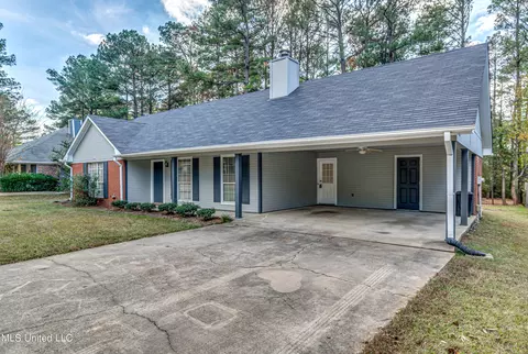 121 Harbor Rd, Madison, MS 39110 photo 2
