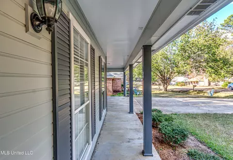 121 Harbor Rd, Madison, MS 39110 photo 4