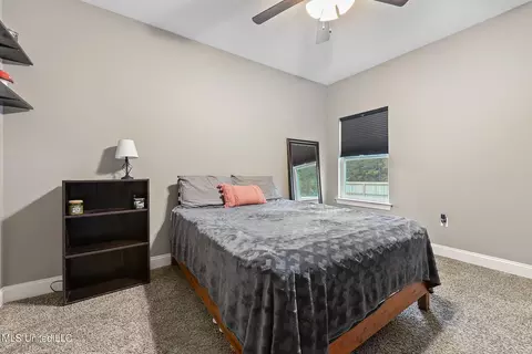 12200 E Pointe Dr, Picayune, MS 39466 photo 25