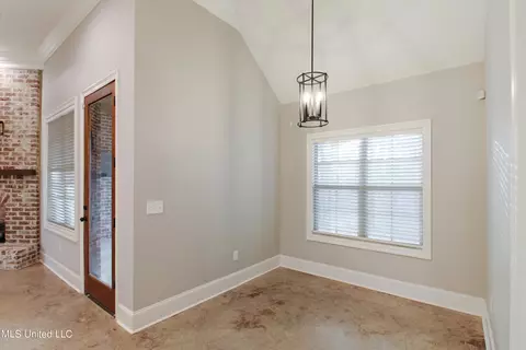 332 Royal Pond Cir, Flowood, MS 39232 photo 10
