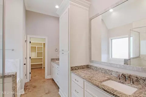 332 Royal Pond Cir, Flowood, MS 39232 photo 13