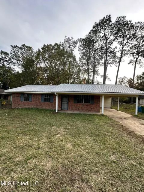 4624 Old Fort Bayou Rd, Ocean Springs, MS 39564