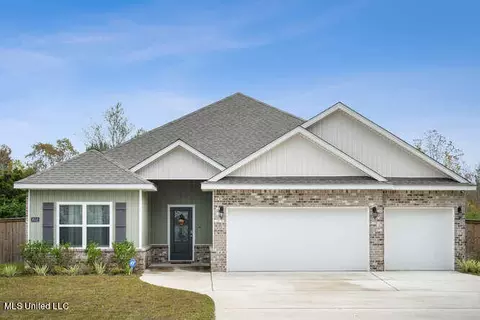 9552 Mallette Dr, Biloxi, MS 39532