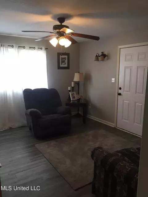 3335 Big Point Rd, Moss Point, MS 39562 photo 5
