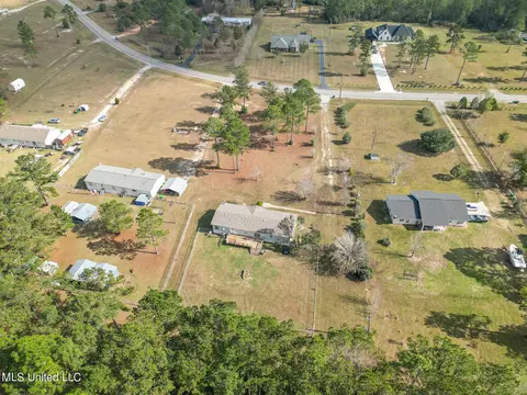 12105 Ridgeland Rd, Vancleave, MS 39565 photo 3