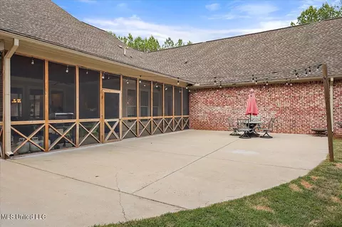 Exterior - 936 Trickhambridge, Brandon, MS 39042 photo 9 of 31