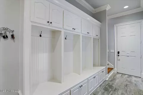 Entry Way - 936 Trickhambridge, Brandon, MS 39042 photo 2 of 2