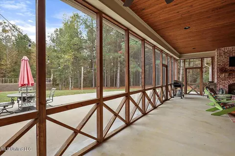 Exterior - 936 Trickhambridge, Brandon, MS 39042 photo 12 of 31