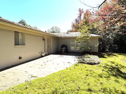 5731 Pepper Ridge Rd, Jackson, MS 39211 photo 3