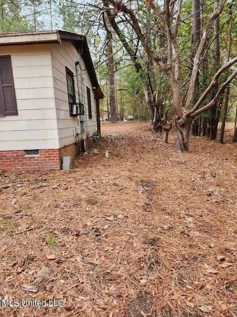 1055 Mccluer Rd, Jackson, MS 39212 photo 4