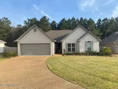 538 Brighton Trl, Florence, MS 39073