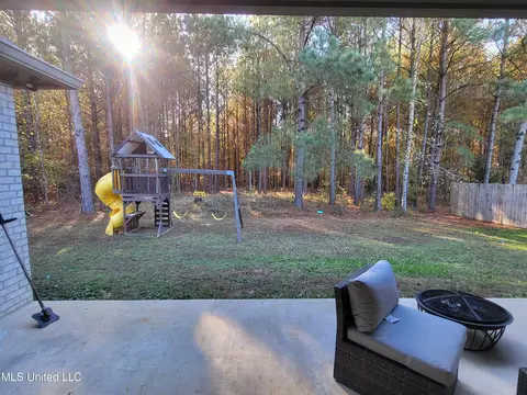 538 Brighton Trl, Florence, MS 39073 photo 18